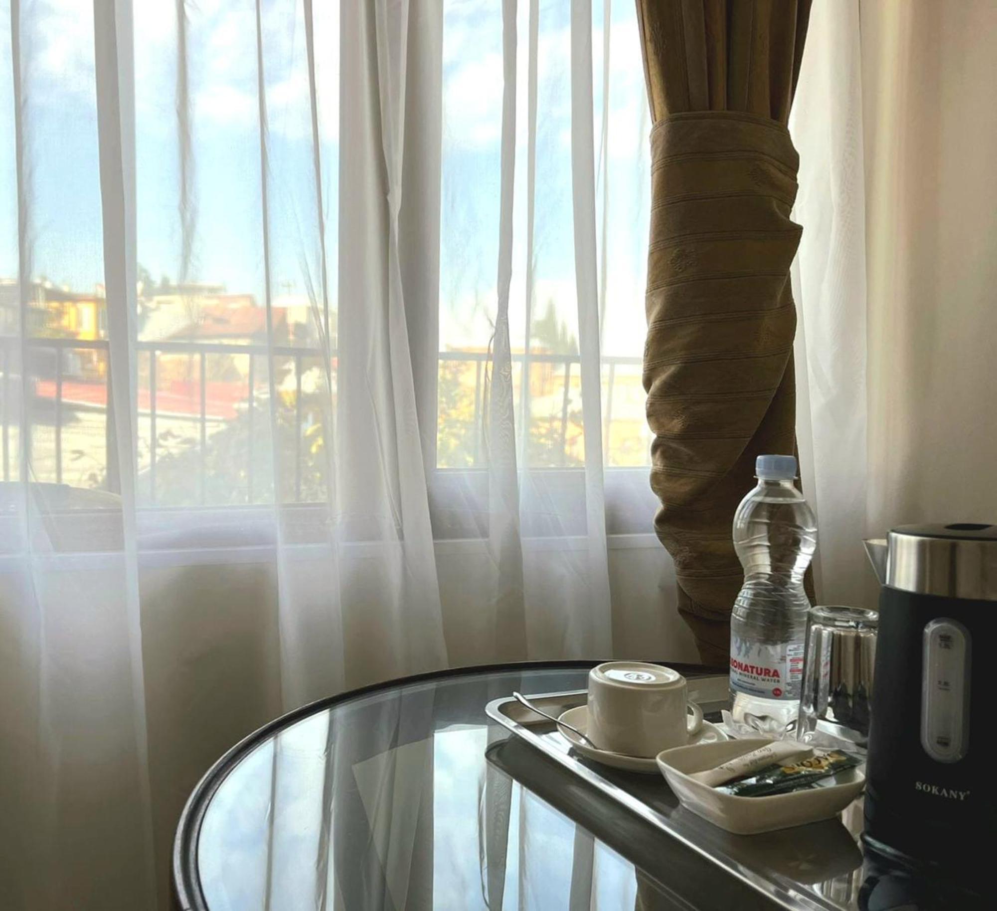 Beaumonde Hotel Тбилиси Экстерьер фото