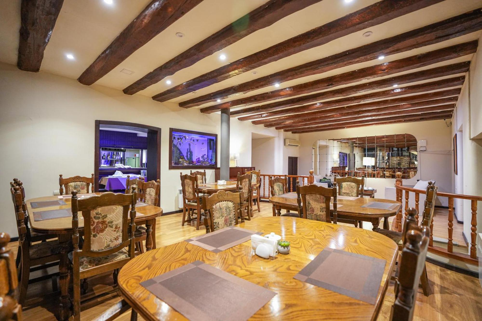 Beaumonde Hotel Тбилиси Экстерьер фото