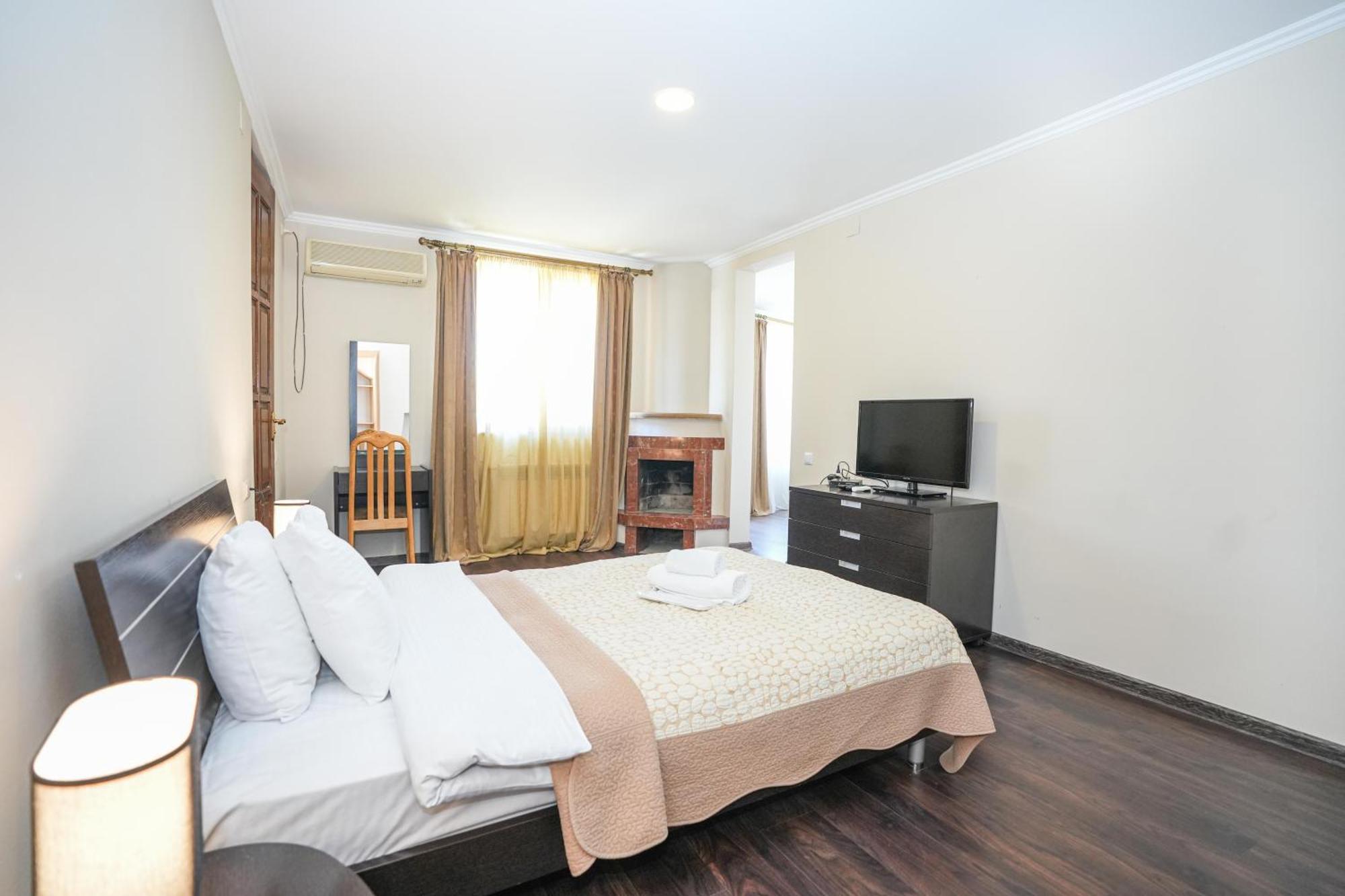 Beaumonde Hotel Тбилиси Экстерьер фото