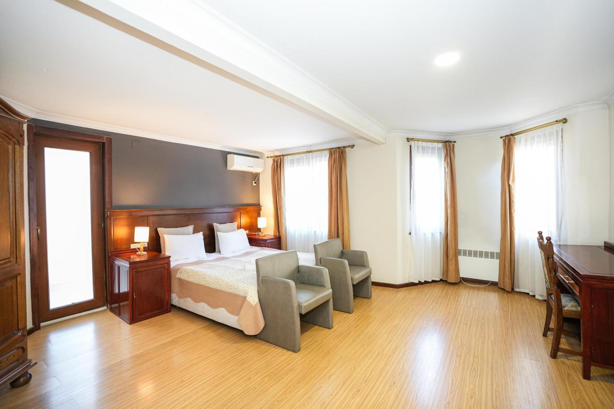 Beaumonde Hotel Тбилиси Экстерьер фото