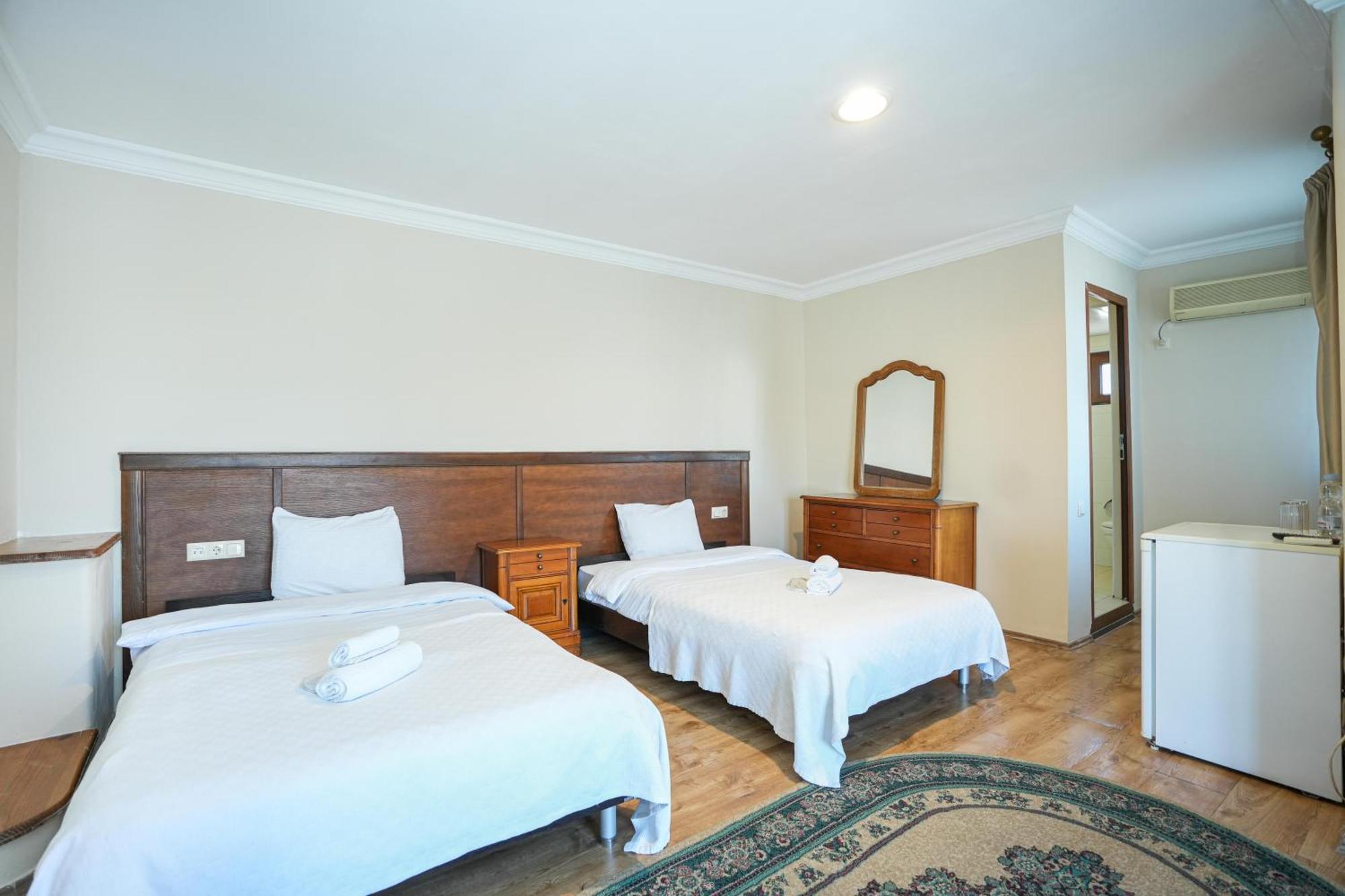 Beaumonde Hotel Тбилиси Экстерьер фото