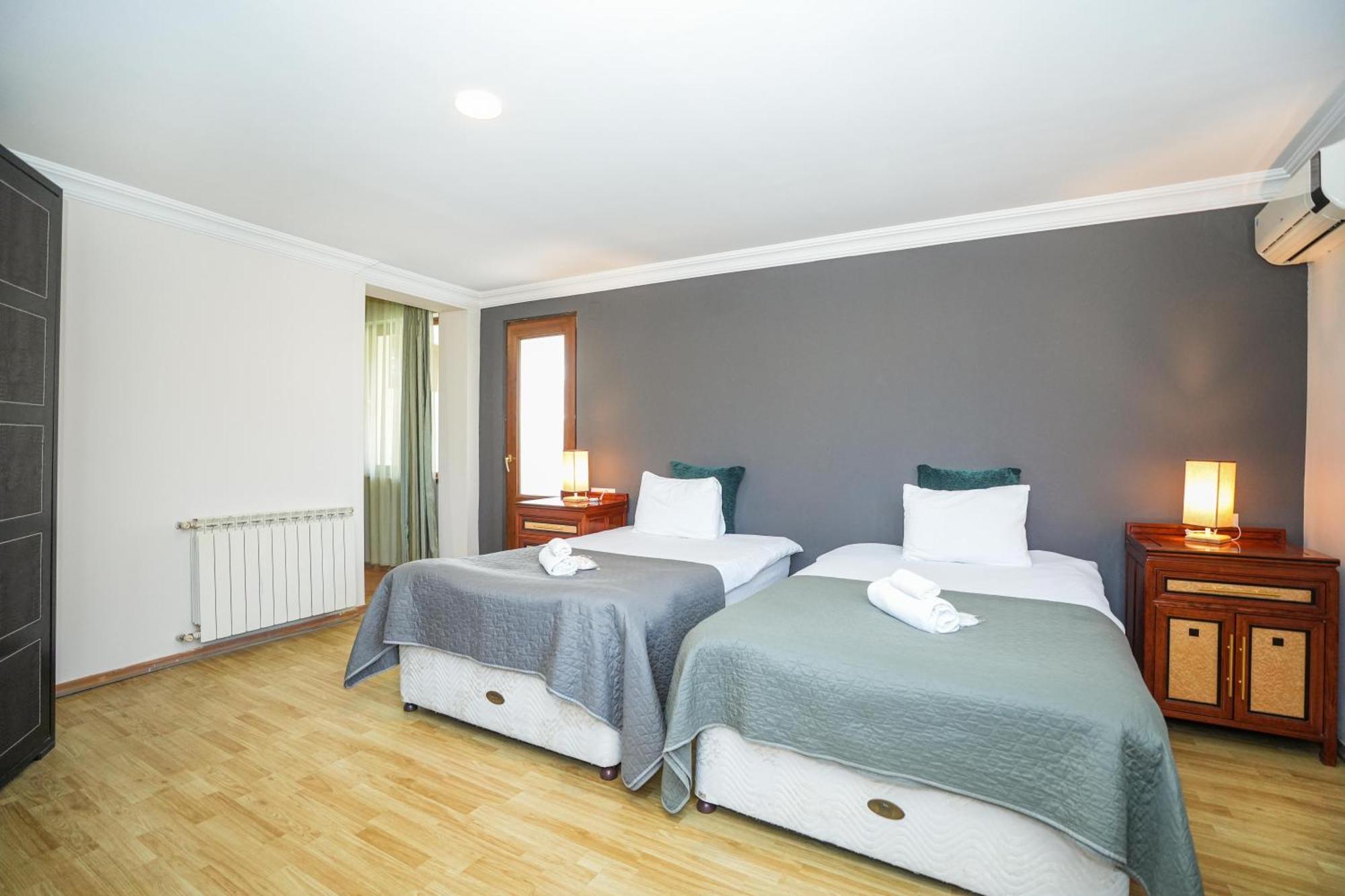 Beaumonde Hotel Тбилиси Экстерьер фото